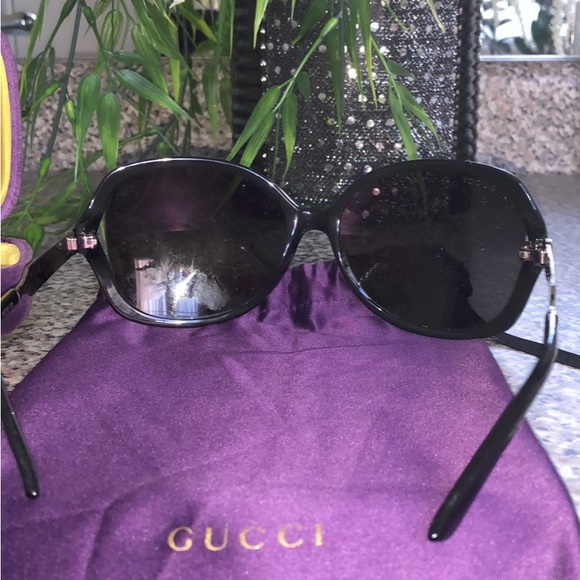 Gucci sunglasses - Picture 3 of 3